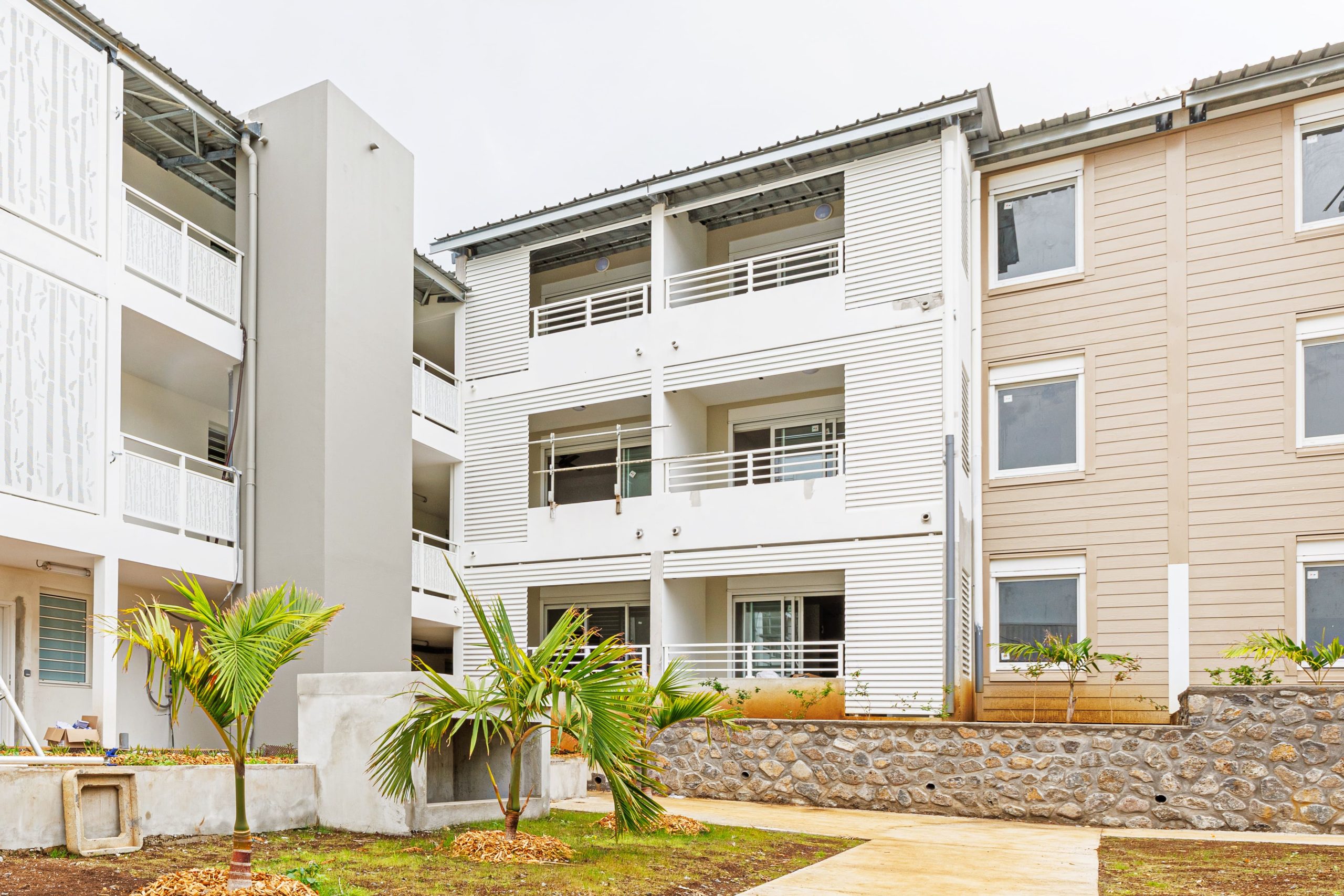 Cour intérieure résidence Le Tampon